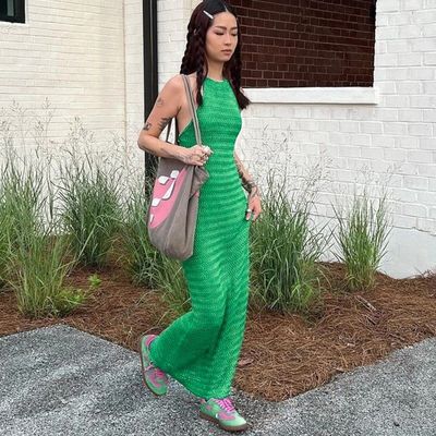 Couleur solide Robe tricotée mince élégante mince sexy respirante sans dos Robe en dentelle