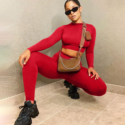 Les vêtements de sport les plus sexy, la mode, les couleurs solides, les vêtements de fitness les plus sexy.