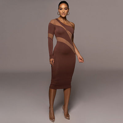 Vêtement personnalisé à une épaule Midi Mode Mesh Perspective Vêtement à cou tendu Sexy